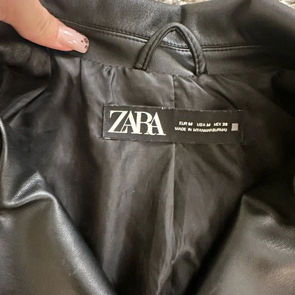 Zara Women's Black Leather Biker Jacket - Picture 5 of 5